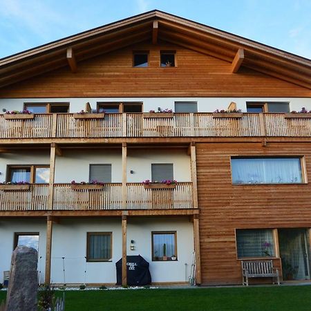 Апартаменты Haus Bernard Сьюзи Экстерьер фото