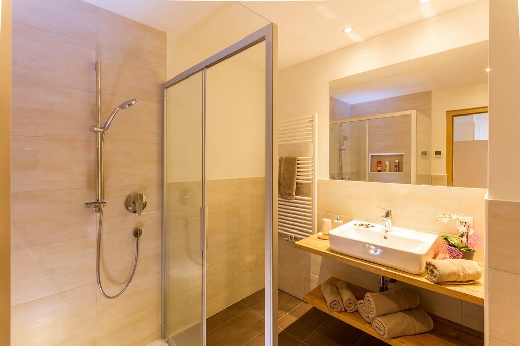 Апартаменты Haus Bernard Сьюзи Экстерьер фото